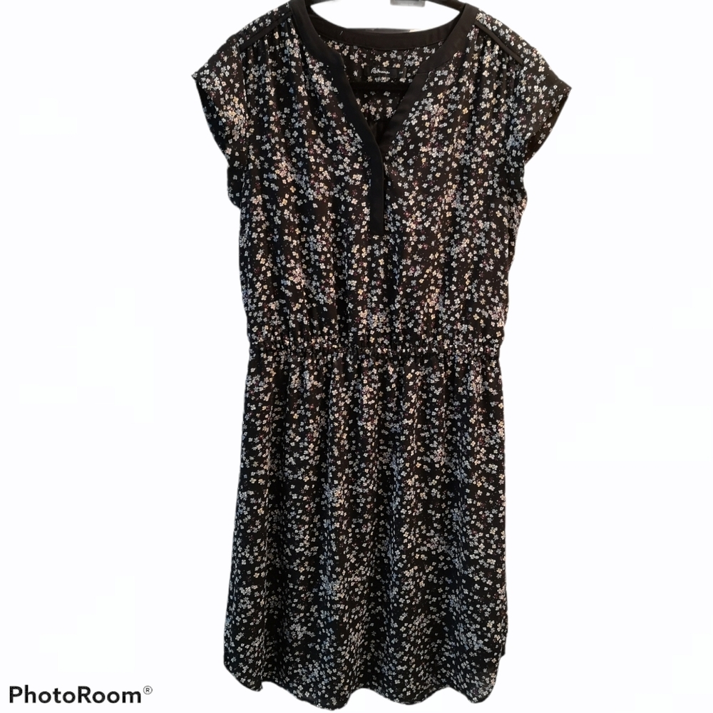 Reitman's - Casual Dress / Floral / Black / sz. S
